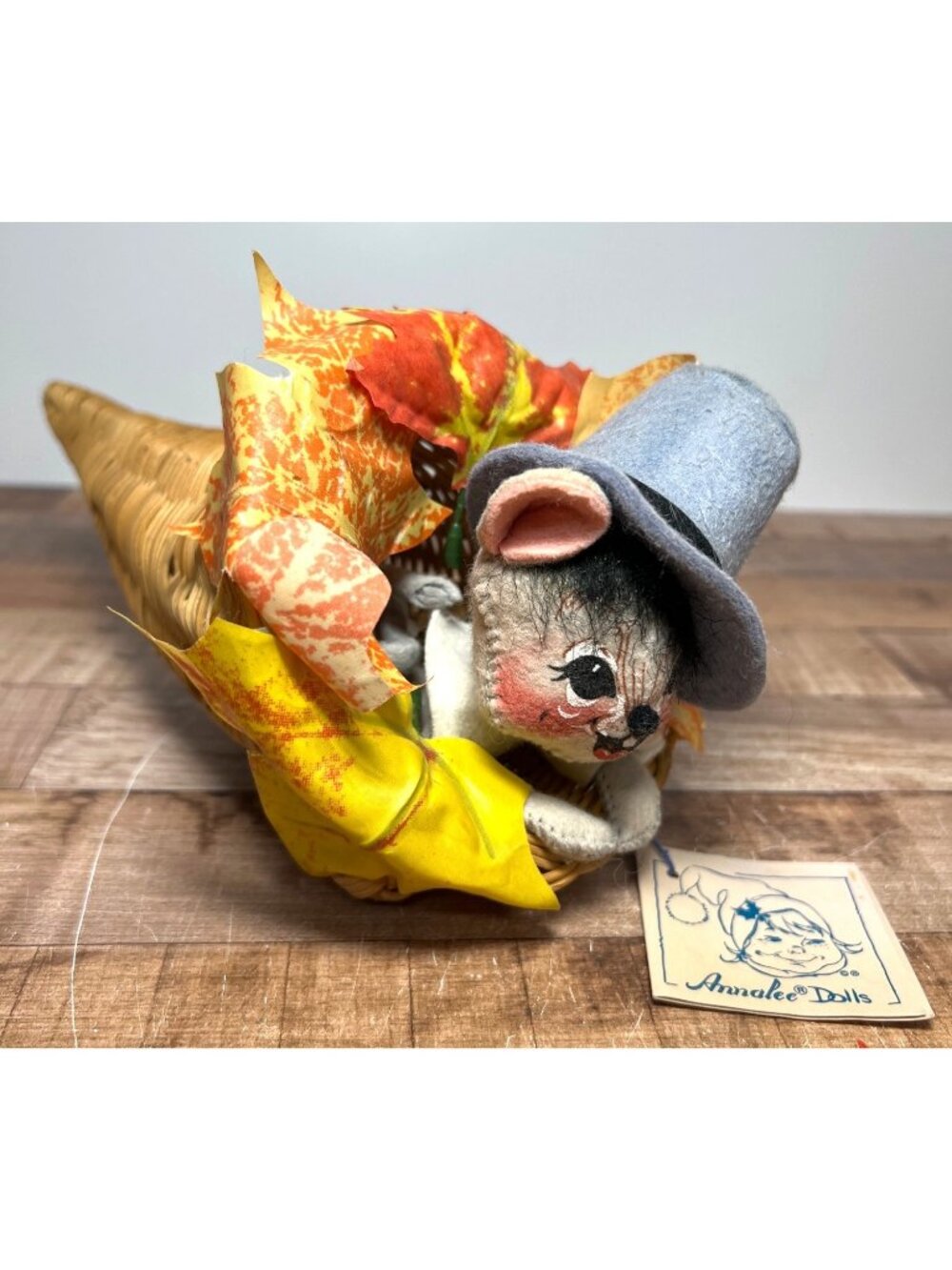 Vintage Annalee Autumn Harvest Mouse Collectible Doll In Woven Cornucopia